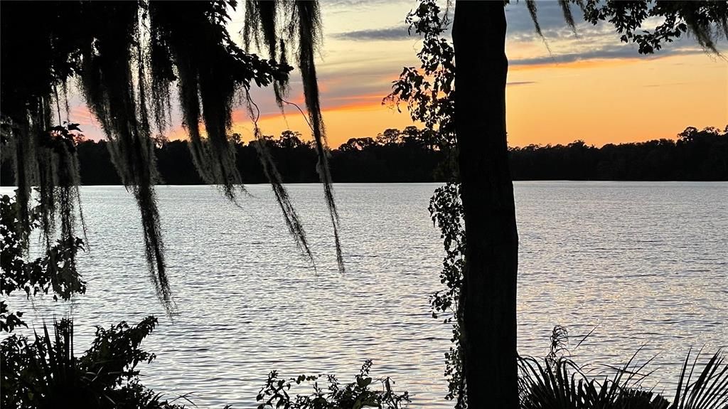 待售: $207,500 (2 贝兹, 2 浴室, 1152 平方英尺)