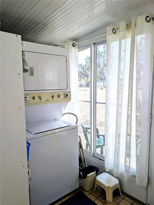 На продажу: $78,500 (1 спален, 1 ванн, 808 Квадратных фут)