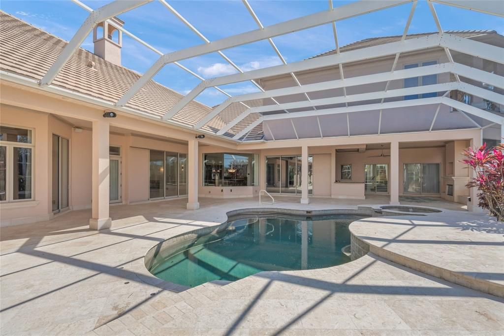 На продажу: $3,495,000 (5 спален, 4 ванн, 6836 Квадратных фут)