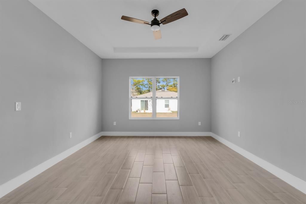 En Venta: $465,000 (3 camas, 2 baños, 2244 Pies cuadrados)