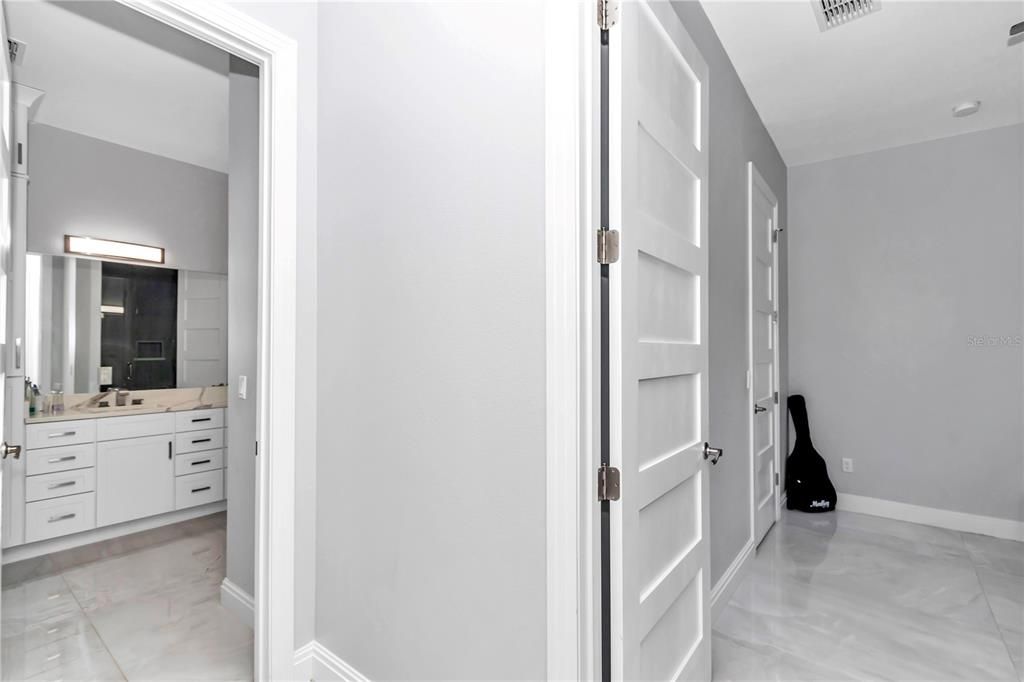 На продажу: $1,375,000 (5 спален, 3 ванн, 3538 Квадратных фут)