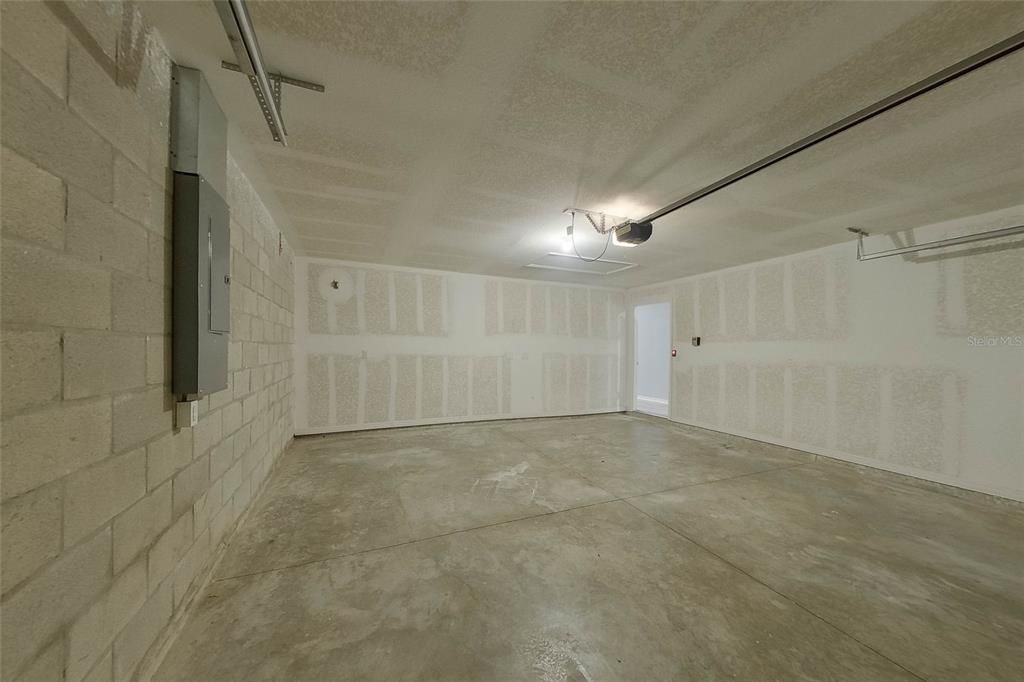 В аренду: $1,845 (4 спален, 2 ванн, 1650 Квадратных фут)