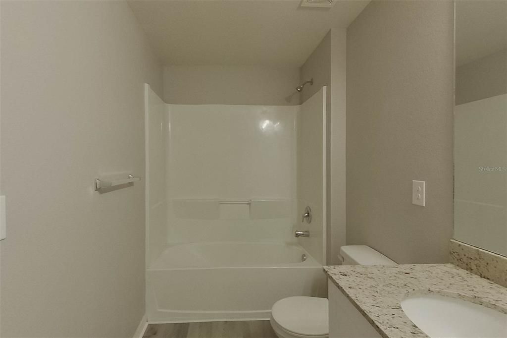 В аренду: $1,845 (4 спален, 2 ванн, 1650 Квадратных фут)