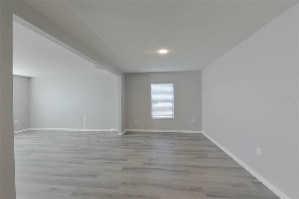 В аренду: $1,845 (4 спален, 2 ванн, 1650 Квадратных фут)