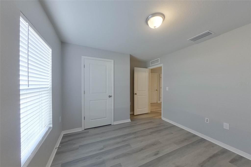 В аренду: $1,845 (4 спален, 2 ванн, 1650 Квадратных фут)