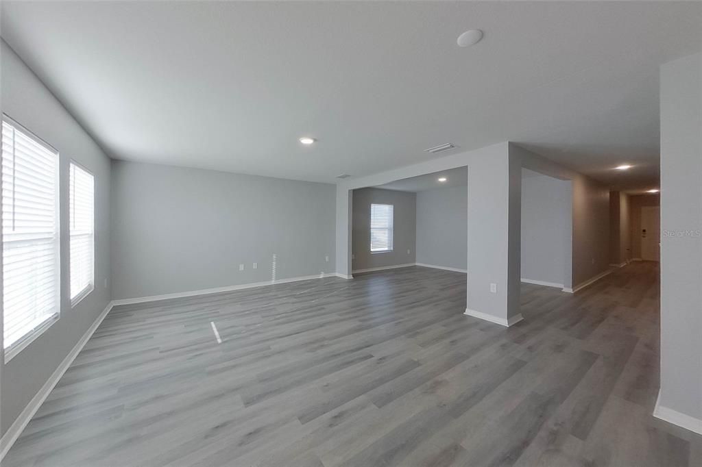 В аренду: $1,845 (4 спален, 2 ванн, 1650 Квадратных фут)