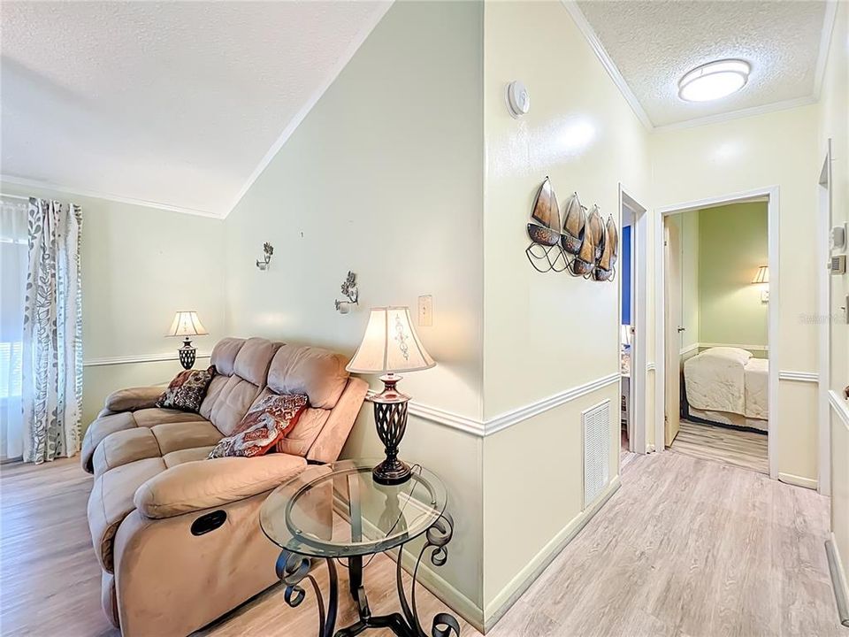 For Sale: $139,900 (2 beds, 2 baths, 768 Square Feet)