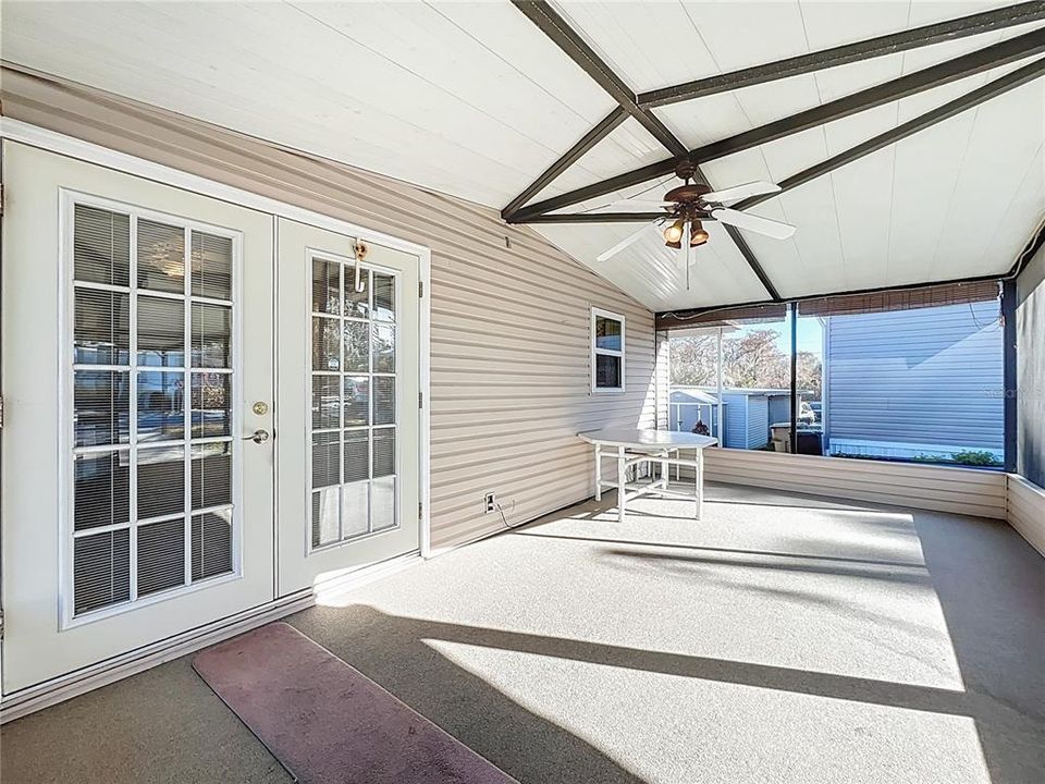 For Sale: $139,900 (2 beds, 2 baths, 768 Square Feet)