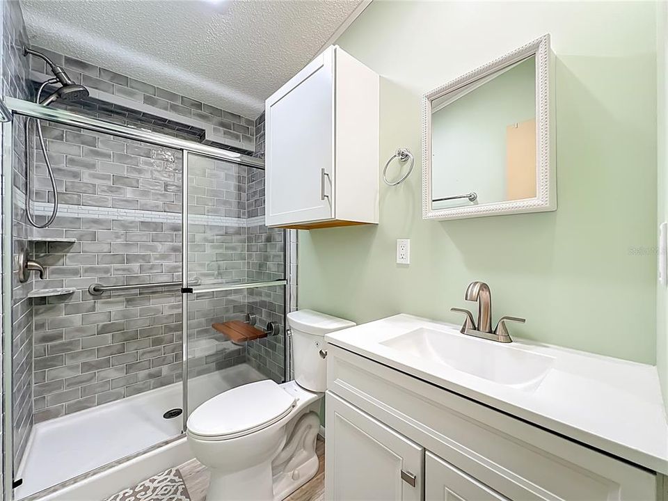 For Sale: $139,900 (2 beds, 2 baths, 768 Square Feet)