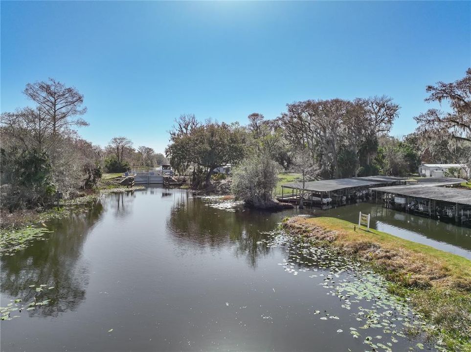 For Sale: $139,900 (2 beds, 2 baths, 768 Square Feet)