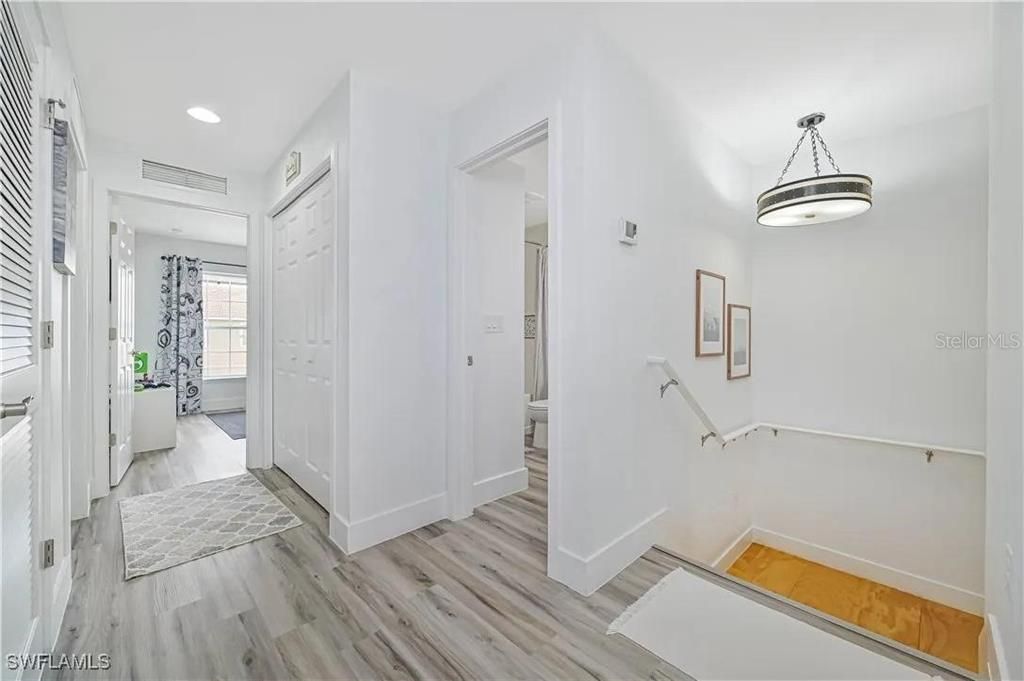 En Venta: $369,800 (3 camas, 2 baños, 2018 Pies cuadrados)