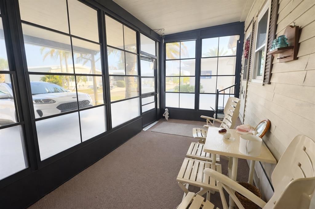 For Sale: $145,000 (2 beds, 2 baths, 1146 Square Feet)
