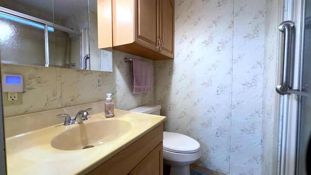 For Sale: $145,000 (2 beds, 2 baths, 1146 Square Feet)