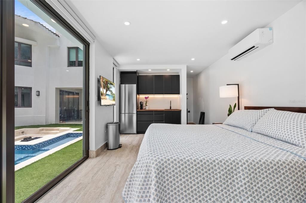 En Venta: $9,495,000 (8 camas, 6 baños, 7500 Pies cuadrados)