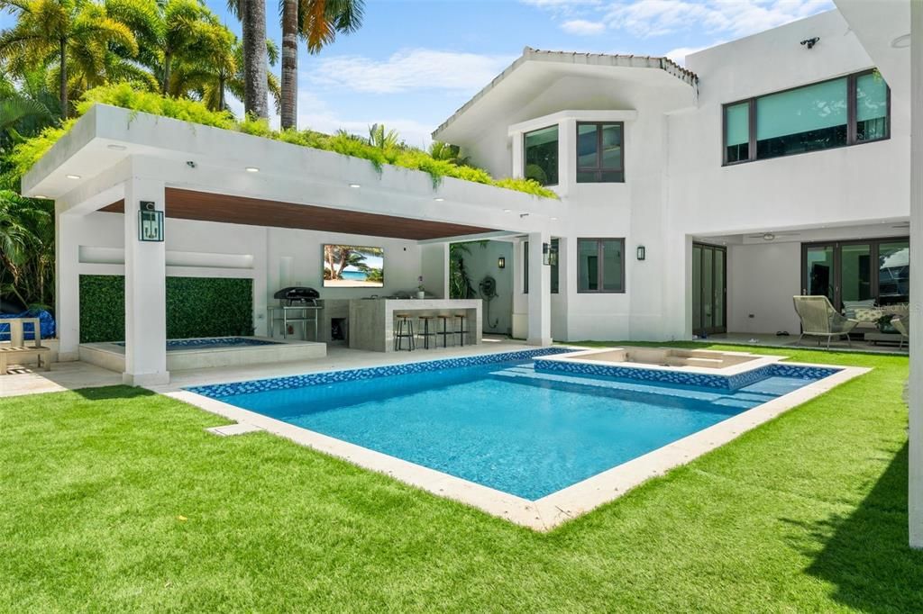 En Venta: $9,495,000 (8 camas, 6 baños, 7500 Pies cuadrados)