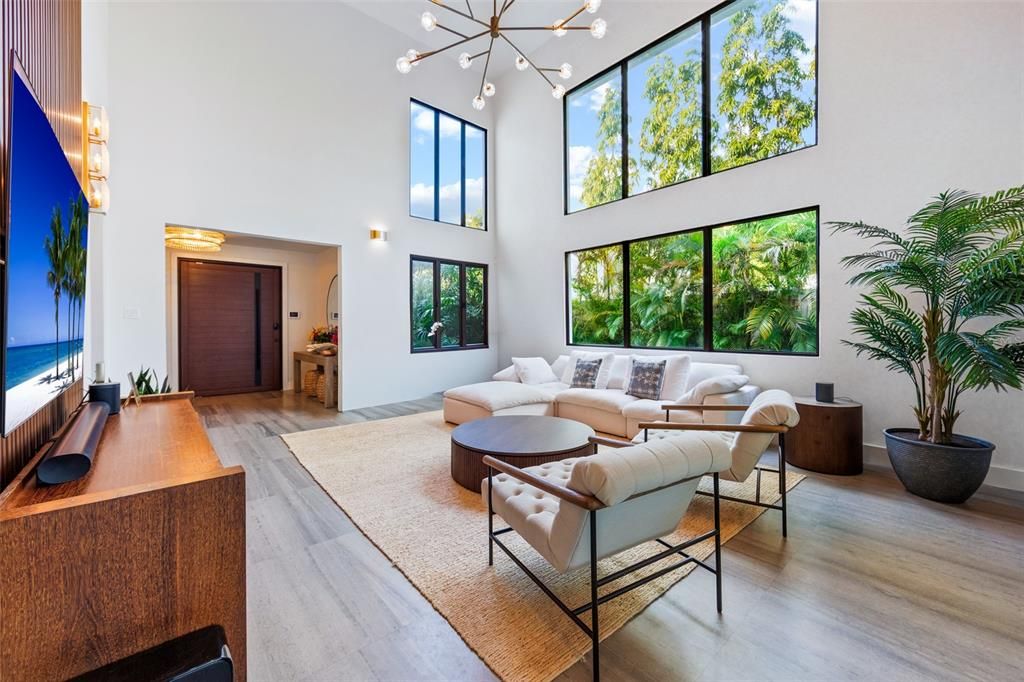 En Venta: $9,495,000 (8 camas, 6 baños, 7500 Pies cuadrados)