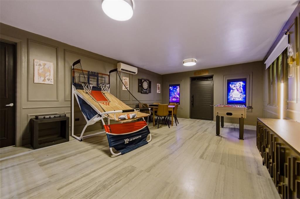 En Venta: $9,495,000 (8 camas, 6 baños, 7500 Pies cuadrados)