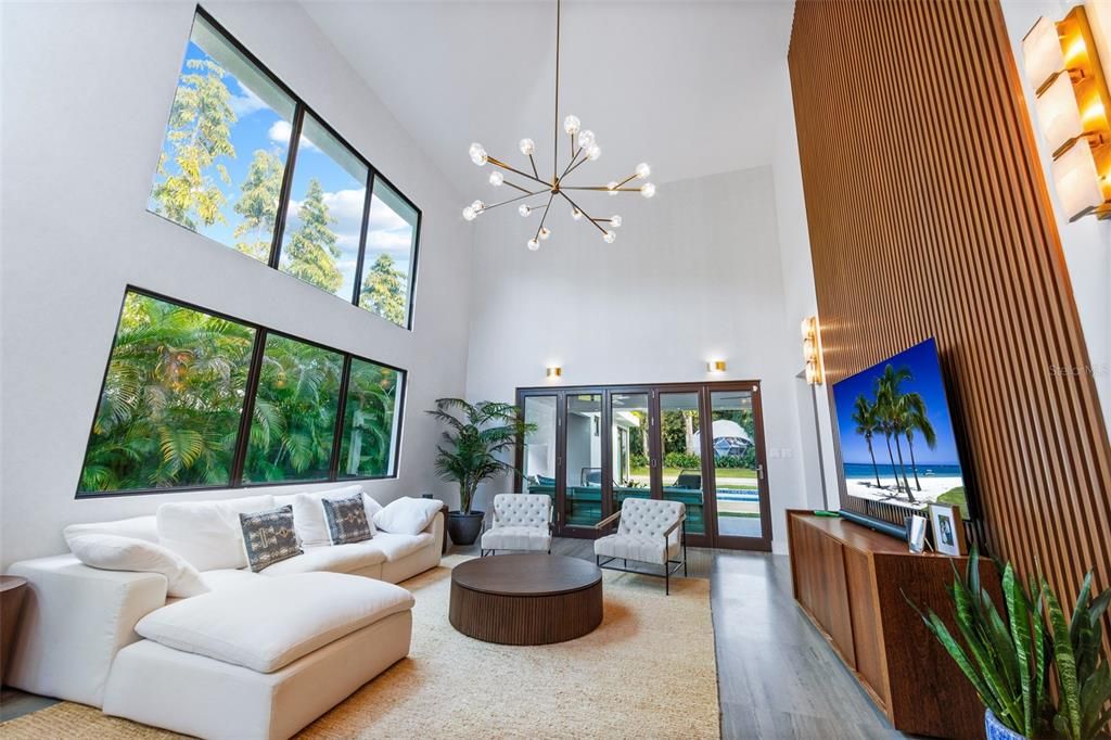 En Venta: $9,495,000 (8 camas, 6 baños, 7500 Pies cuadrados)