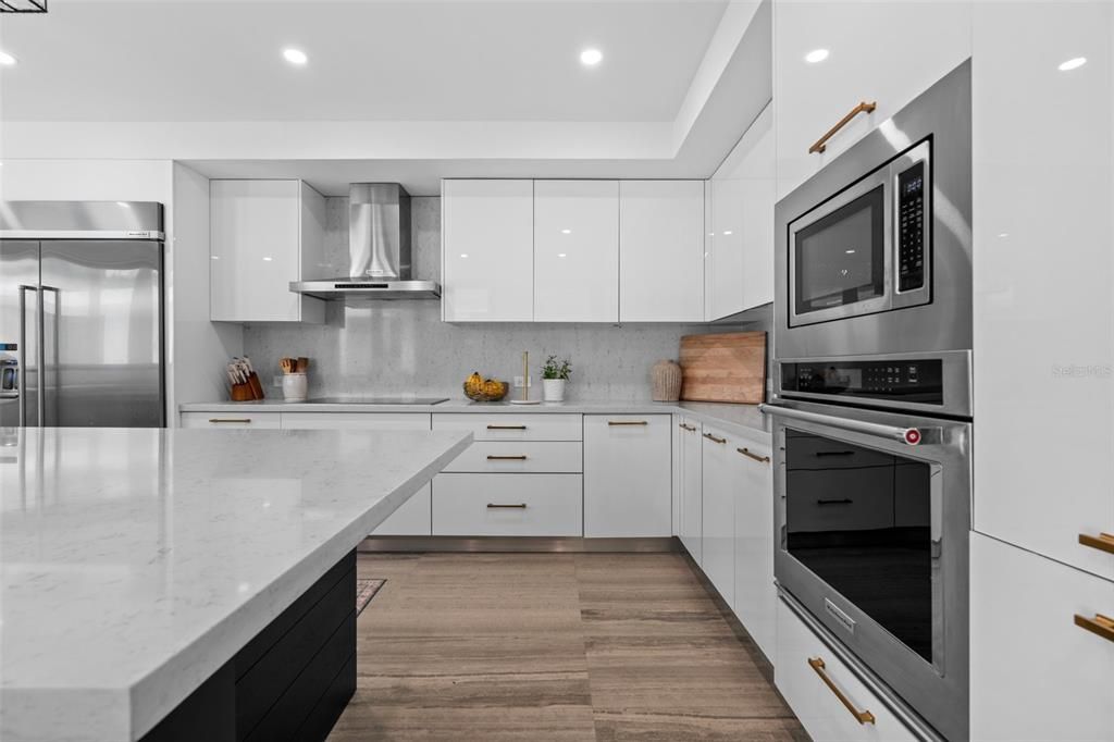 En Venta: $9,495,000 (8 camas, 6 baños, 7500 Pies cuadrados)