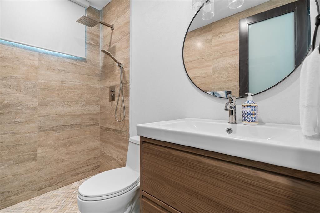 En Venta: $9,495,000 (8 camas, 6 baños, 7500 Pies cuadrados)