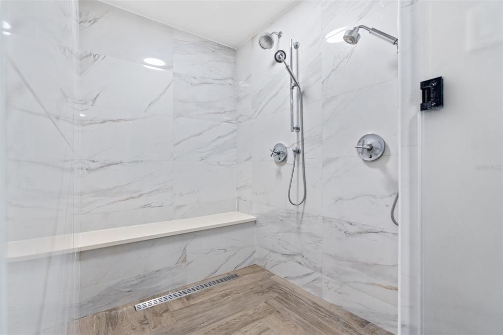 En Venta: $9,495,000 (8 camas, 6 baños, 7500 Pies cuadrados)