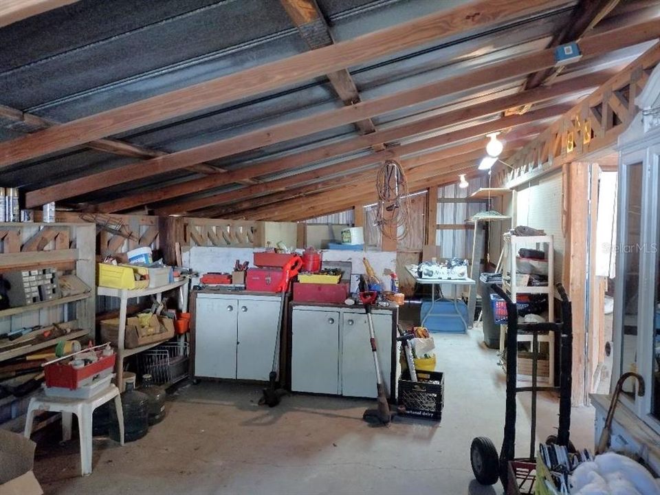 For Sale: $260,000 (2 beds, 2 baths, 1420 Square Feet)