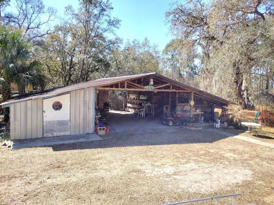 For Sale: $260,000 (2 beds, 2 baths, 1420 Square Feet)