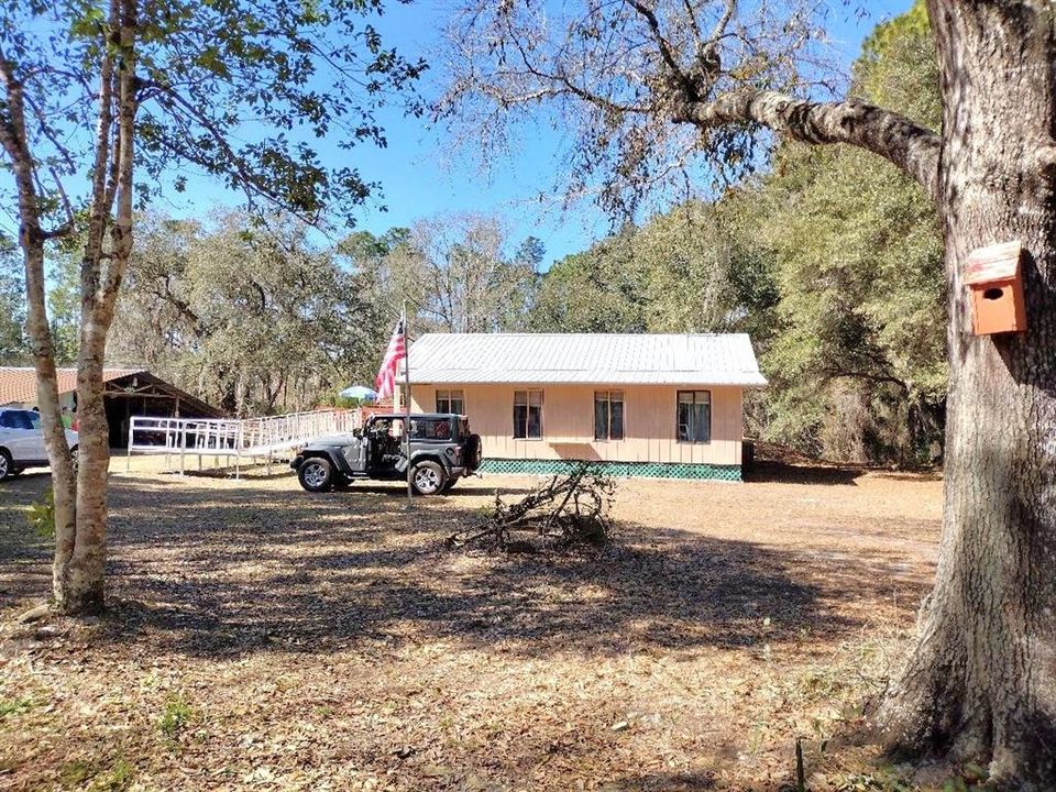 For Sale: $260,000 (2 beds, 2 baths, 1420 Square Feet)