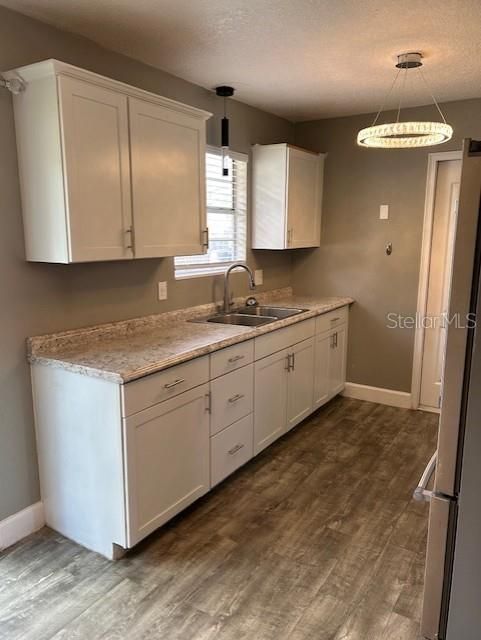For Sale: $269,900 (3 beds, 1 baths, 955 Square Feet)
