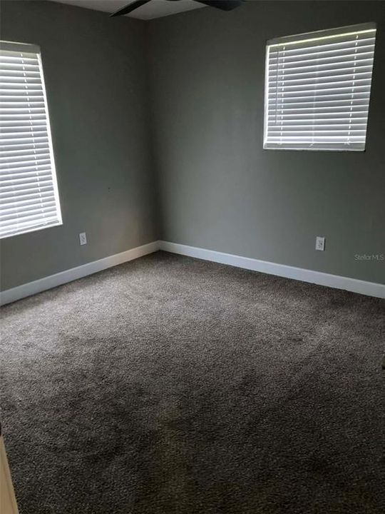 For Sale: $269,900 (3 beds, 1 baths, 955 Square Feet)