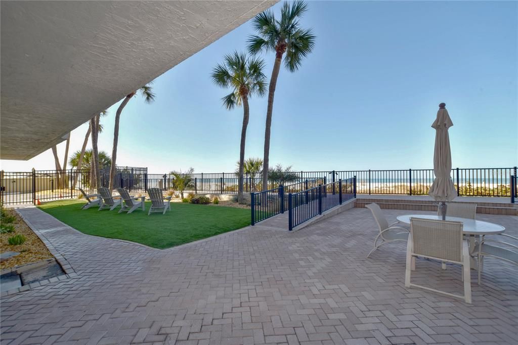 For Sale: $969,000 (2 beds, 2 baths, 1410 Square Feet)