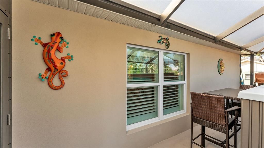 Под контрактом: $439,999 (3 спален, 2 ванн, 1715 Квадратных фут)