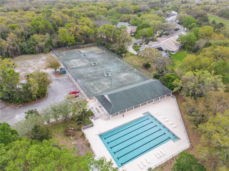 Activo con contrato: $365,000 (3 camas, 2 baños, 2384 Pies cuadrados)