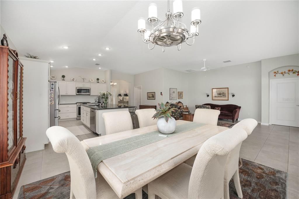 For Sale: $750,000 (3 beds, 3 baths, 2017 Square Feet)