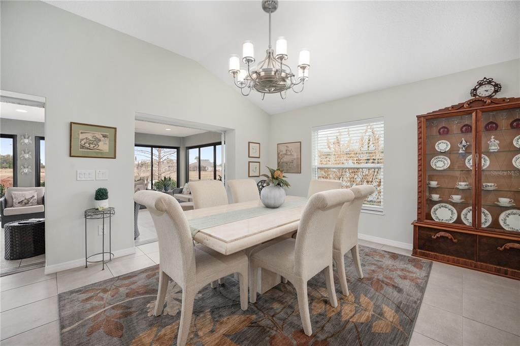 For Sale: $750,000 (3 beds, 3 baths, 2017 Square Feet)