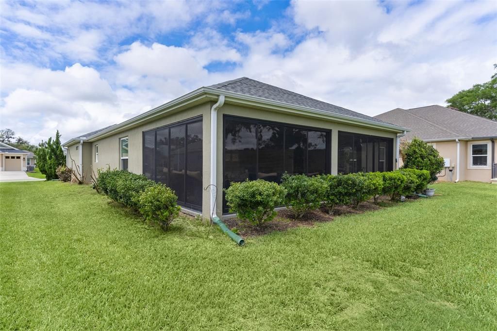 For Sale: $750,000 (3 beds, 3 baths, 2017 Square Feet)