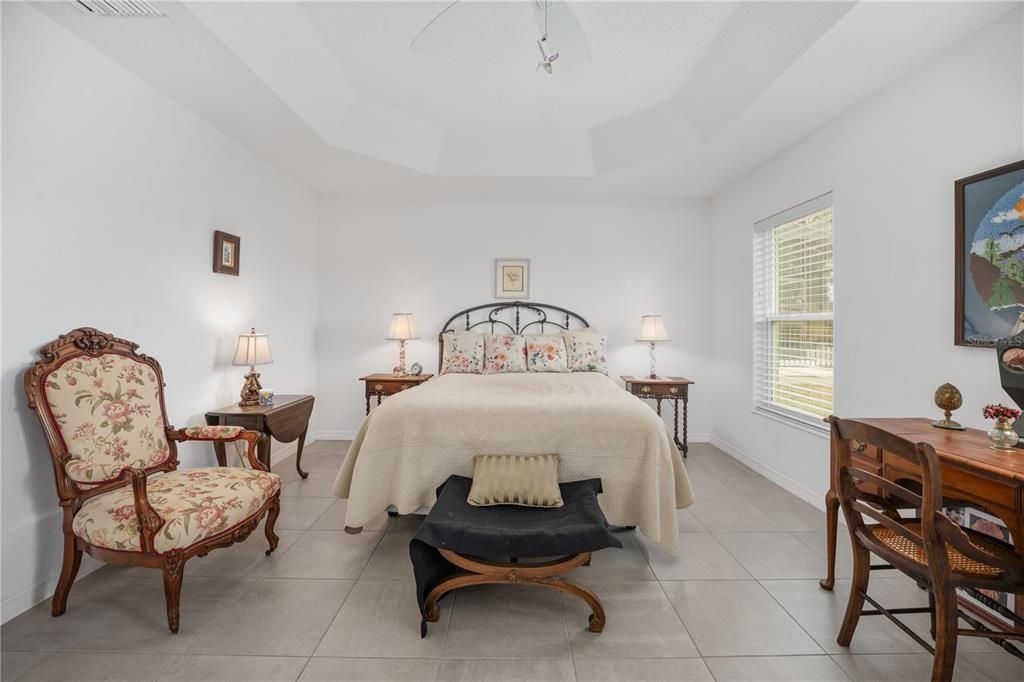 For Sale: $750,000 (3 beds, 3 baths, 2017 Square Feet)