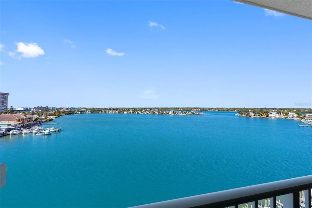 For Sale: $2,225,000 (4 beds, 3 baths, 3990 Square Feet)