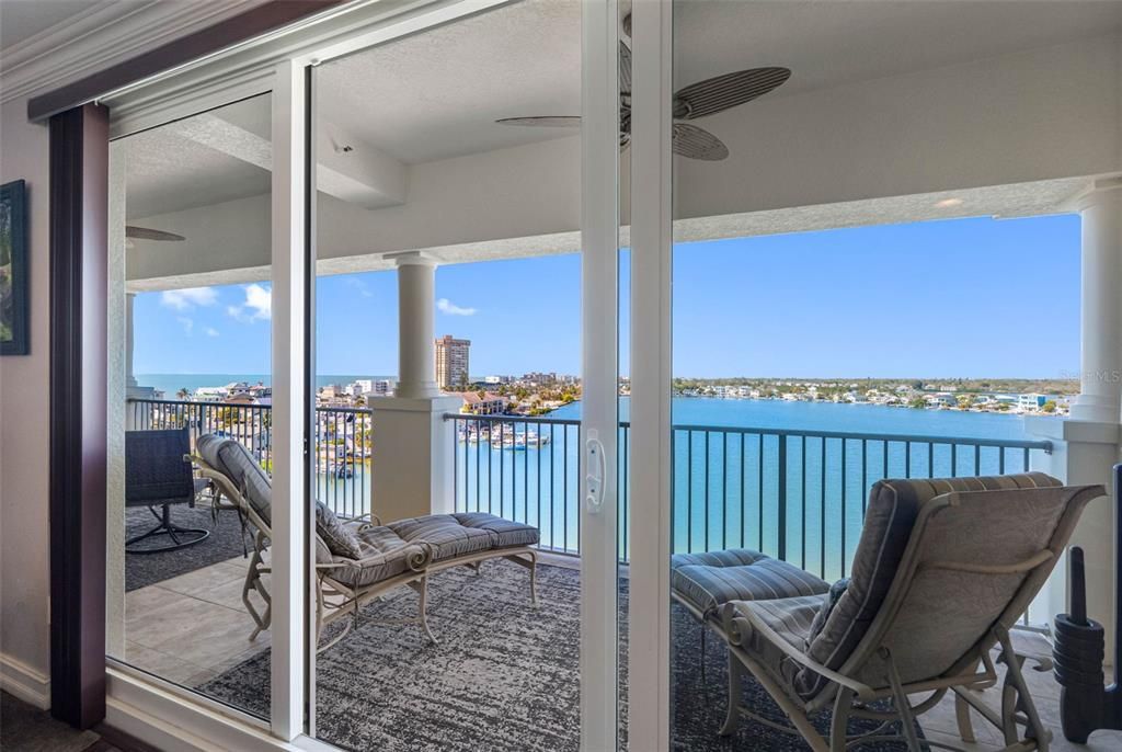 For Sale: $2,225,000 (4 beds, 3 baths, 3990 Square Feet)
