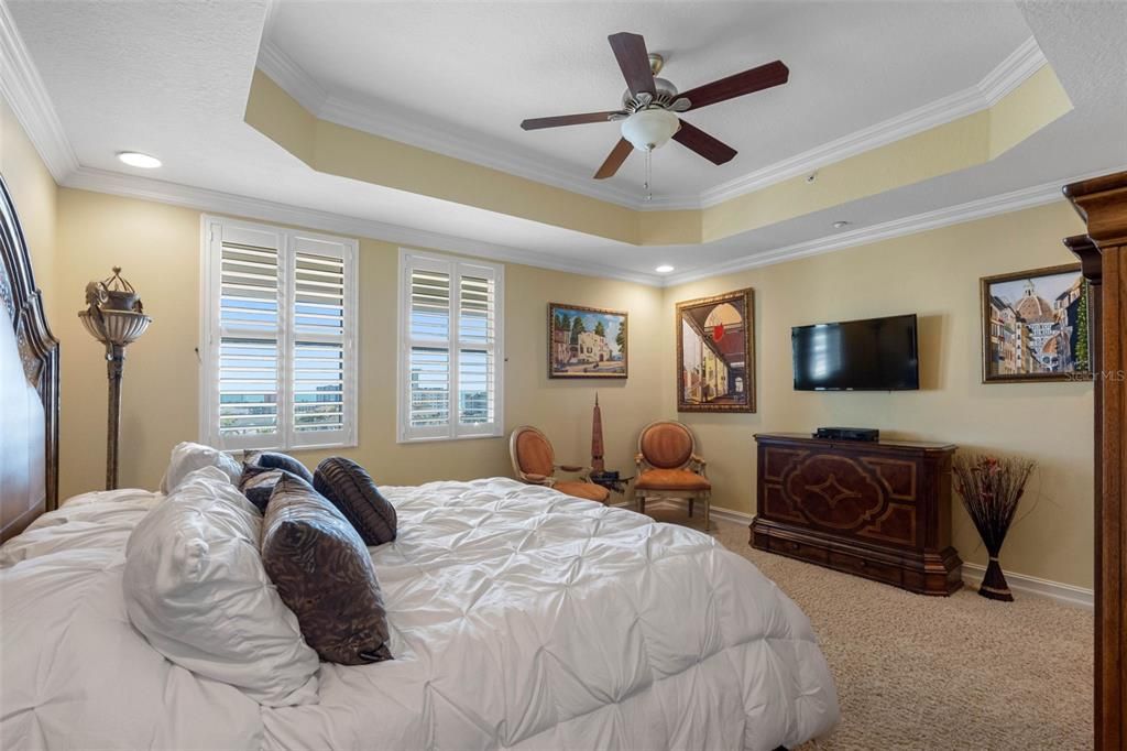 For Sale: $2,225,000 (4 beds, 3 baths, 3990 Square Feet)