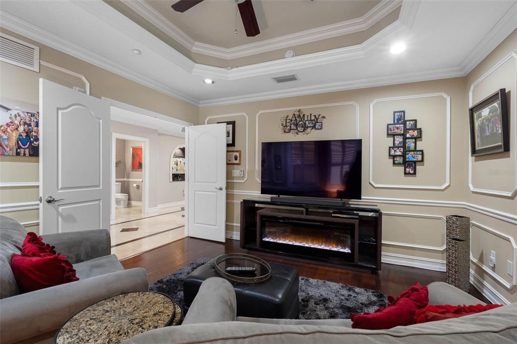 For Sale: $2,225,000 (4 beds, 3 baths, 3990 Square Feet)