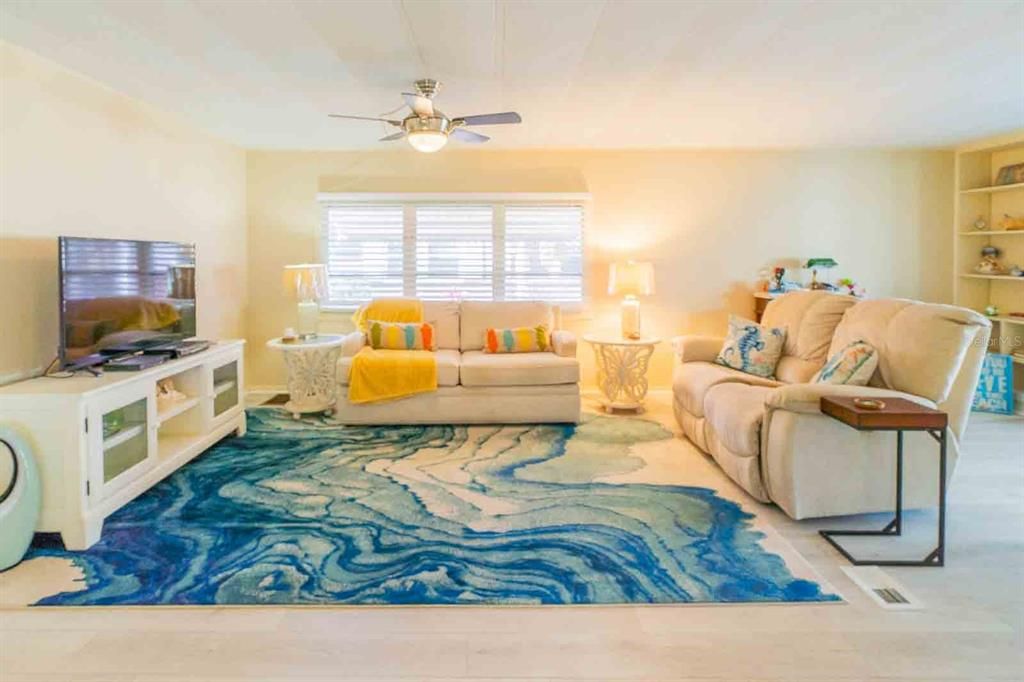 Activo con contrato: $199,000 (2 camas, 2 baños, 1164 Pies cuadrados)