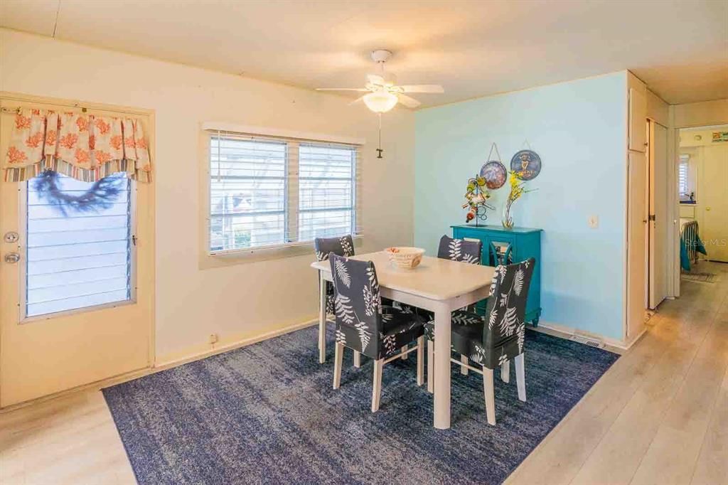 Activo con contrato: $199,000 (2 camas, 2 baños, 1164 Pies cuadrados)