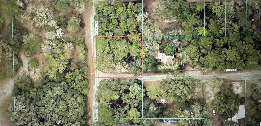 En Venta: $8,200 (0.28 acres)