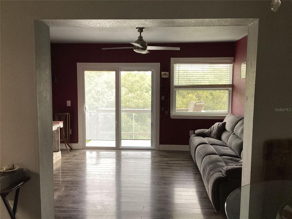 En Venta: $375,000 (3 camas, 2 baños, 1594 Pies cuadrados)