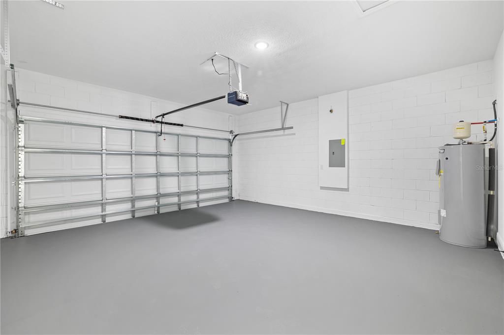 Active With Contract: $289,000 (4 beds, 2 baths, 1775 Square Feet)