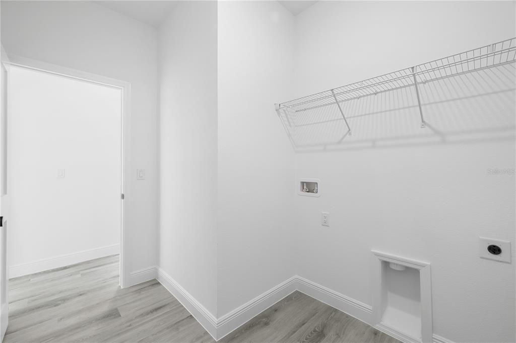 Active With Contract: $289,000 (4 beds, 2 baths, 1775 Square Feet)