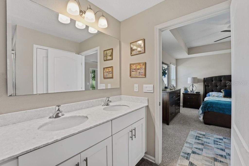 Activo con contrato: $279,900 (3 camas, 2 baños, 1646 Pies cuadrados)