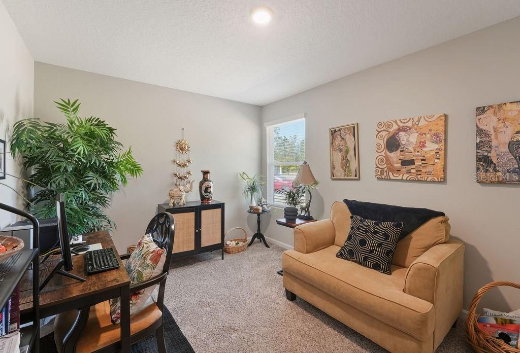 Activo con contrato: $279,900 (3 camas, 2 baños, 1646 Pies cuadrados)
