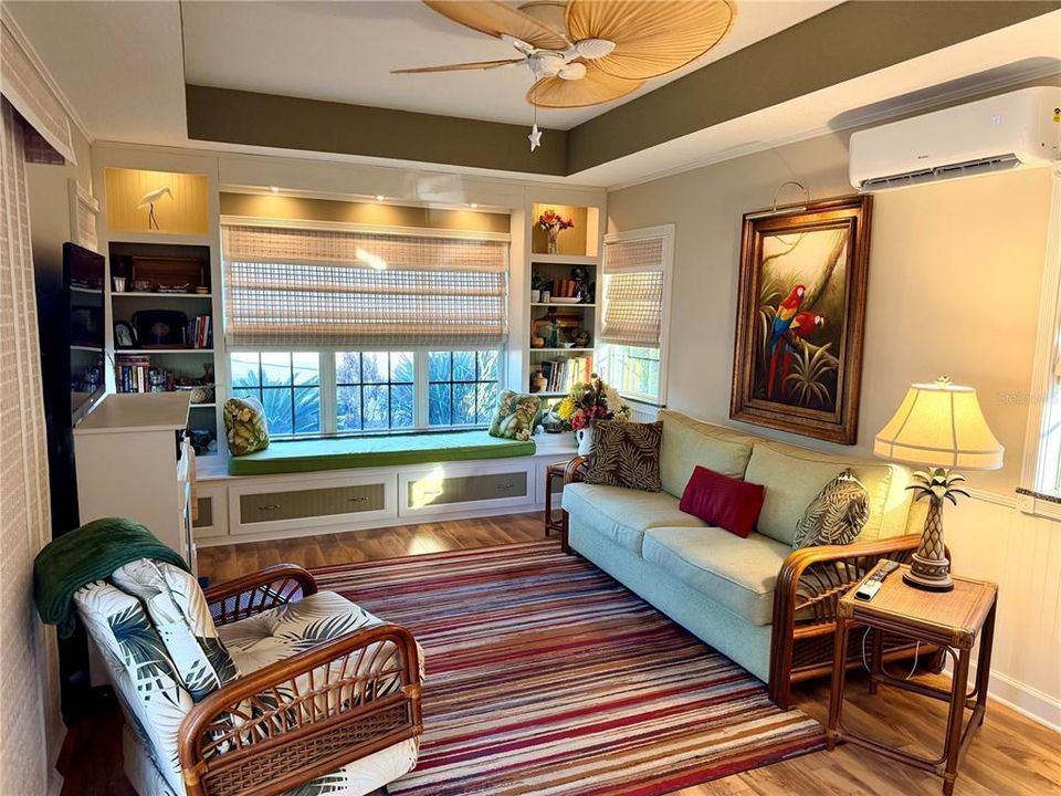 待售: $214,900 (0.16 acres)